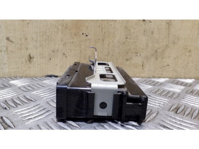 Блок управления 88281AG040 Subaru Outback