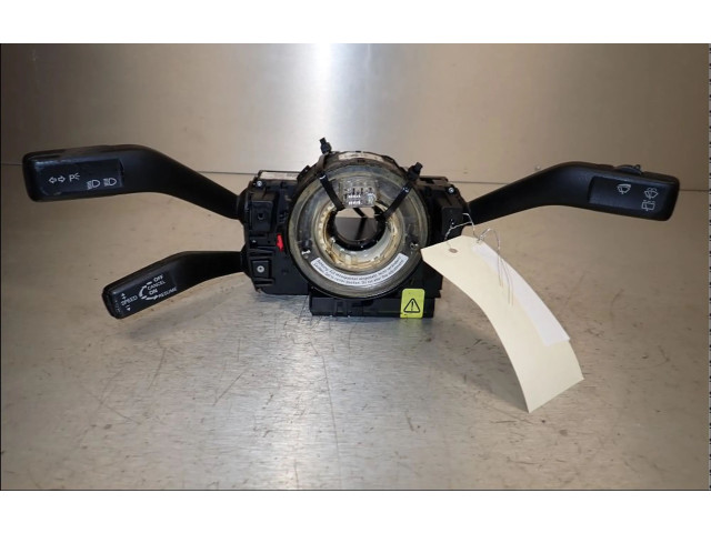 Ручка стеклоочистителей    Volkswagen PASSAT B6