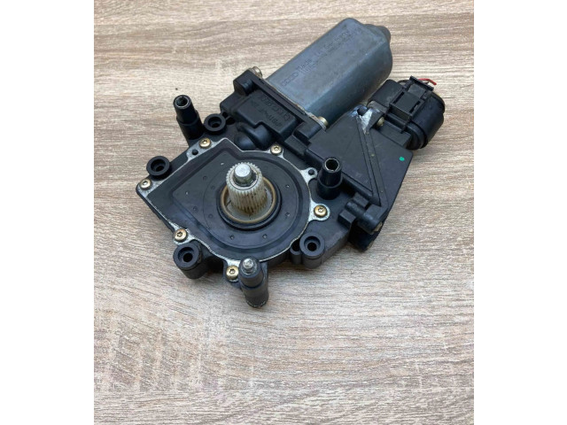 Передний двигатель механизма для подъема окон Audi A4 S4 B5 8D 1999 - 2000 года