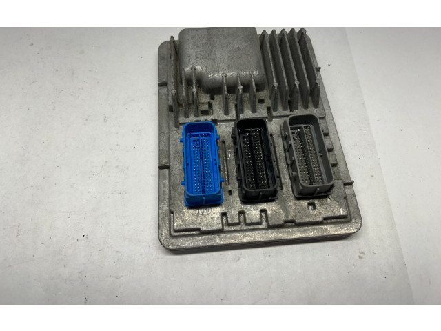 Блок управления двигателя 12699896   Chevrolet Camaro