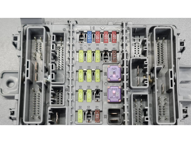 Блок предохранителей TL4E311FH, TL4E311 Honda Accord