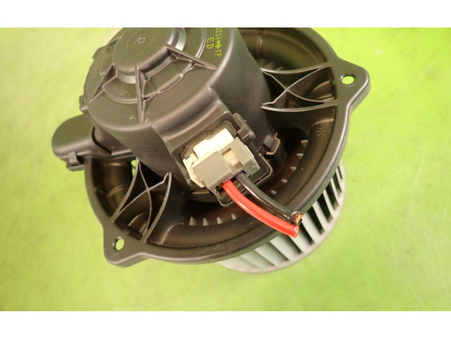 Вентилятор печки       KIA Ceed