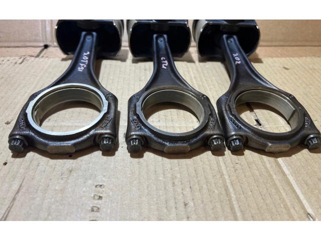 Píst Audi A8 S8 D4 4H