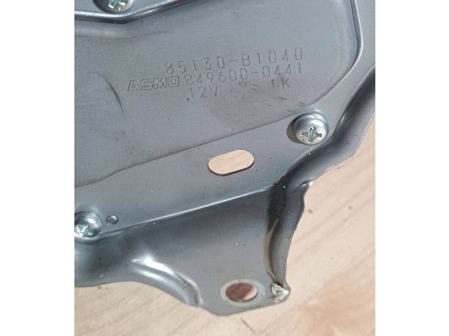 Моторчик заднего дворника 85130B1040, 8496000441 Daihatsu Materia