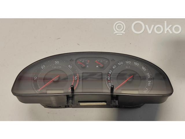 Панель приборов 3U0920810A   Skoda Superb B5 (3U)       