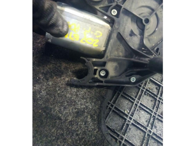 Моторчик заднего дворника 51757867    Fiat Grande Punto