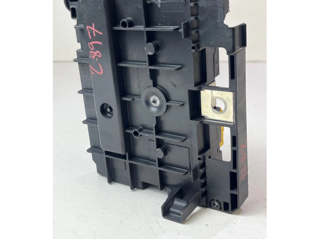 Блок предохранителей 9664705980, R02 Citroen C5