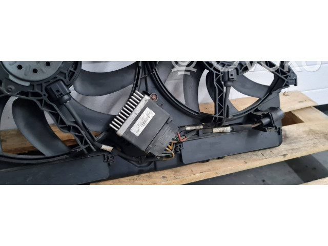 Вентилятор радиатора     8K0121003P    Audi Q5 SQ5 