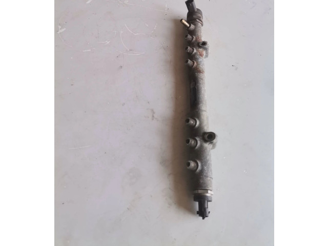 Топливная рампа 30757146, 001162L2 Volvo V70