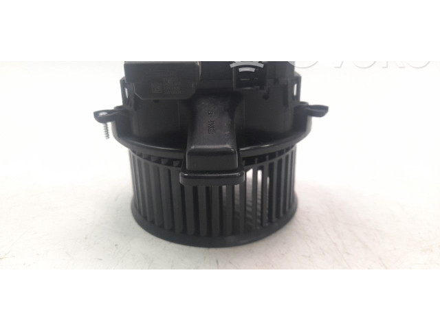 Вентилятор печки 4M1820021C Audi Q5 SQ5