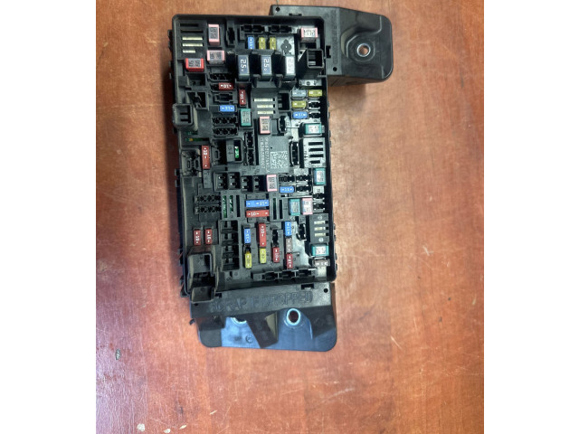 Pojistková skříňka 68312776AC, 8318319807 Ram 1500 2021