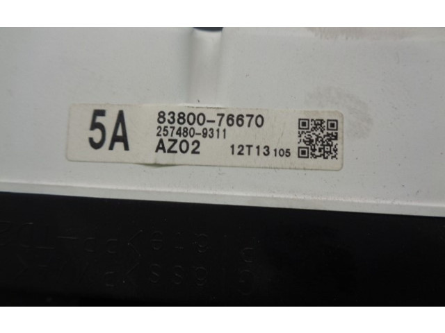 Přístrojová deska Lexus CT 200H 2017 8380076670, 2574809311