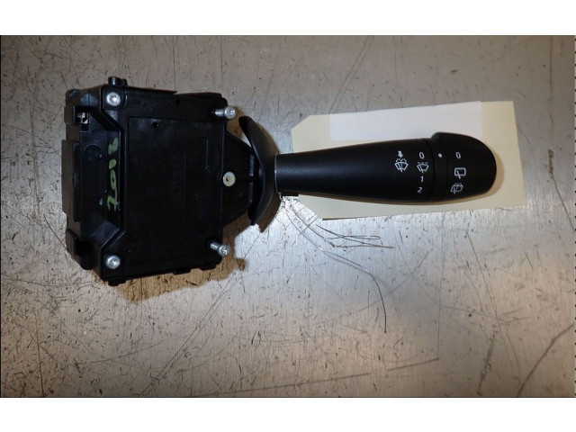 Ручка стеклоочистителей 8201168008 Dacia Sandero