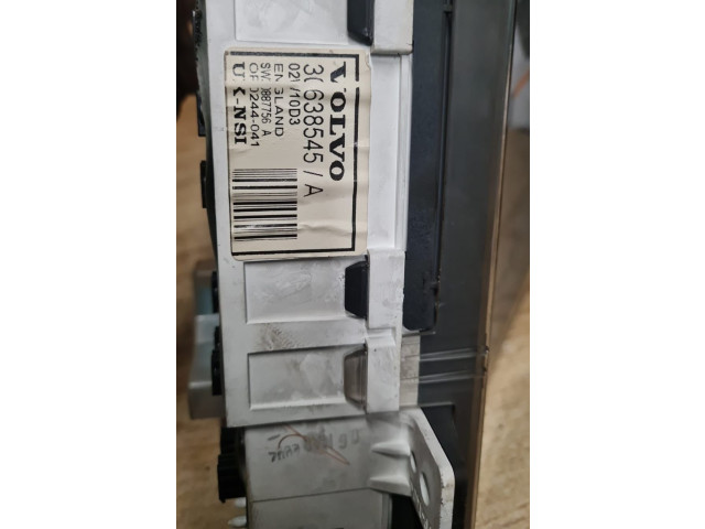 Панель приборов 30638545 Volvo S40, V40