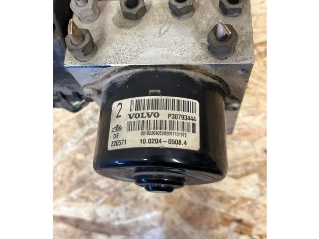 Блок АБС 30793445, 00401396E0   Volvo  V70  2005 - 2008 года