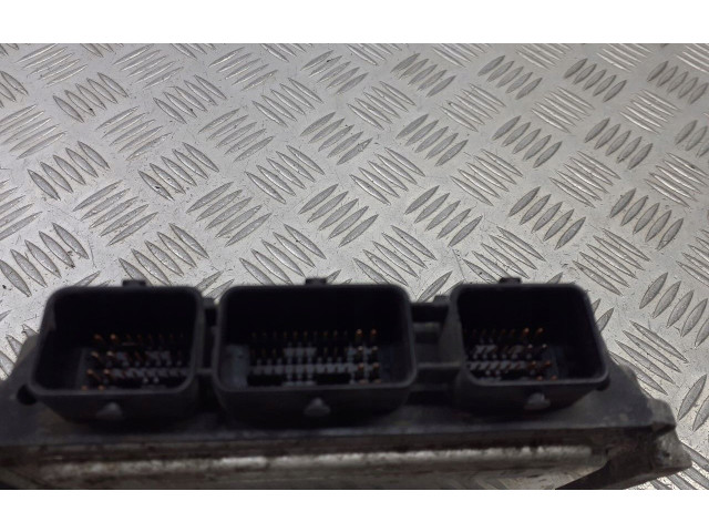 Řídící jednotka 9661813780   Citroen Berlingo 2005