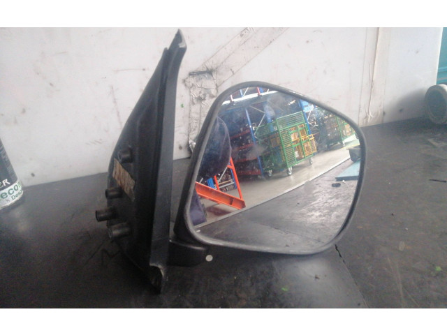 Зеркало электрическое Nissan Vanette - года