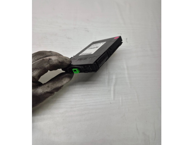 Блок управления 30772784   Volvo S80