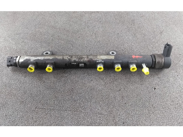 Vstřikovací lišta 15730M86J00 Suzuki Splash D13A