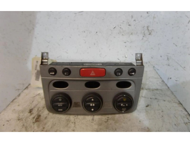 Блок управления климат-контролем 156051369   Alfa Romeo GT