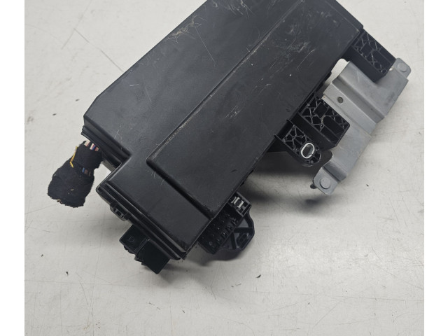 Блок предохранителей Jaguar XE