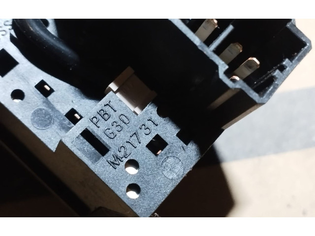 Ручка стеклоочистителей M21731 Honda FR-V