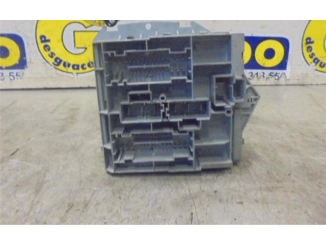 Блок предохранителей 51739427, 51739427 Fiat Idea