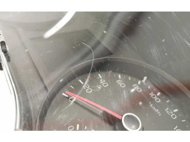 Панель приборов    KIA Rio       