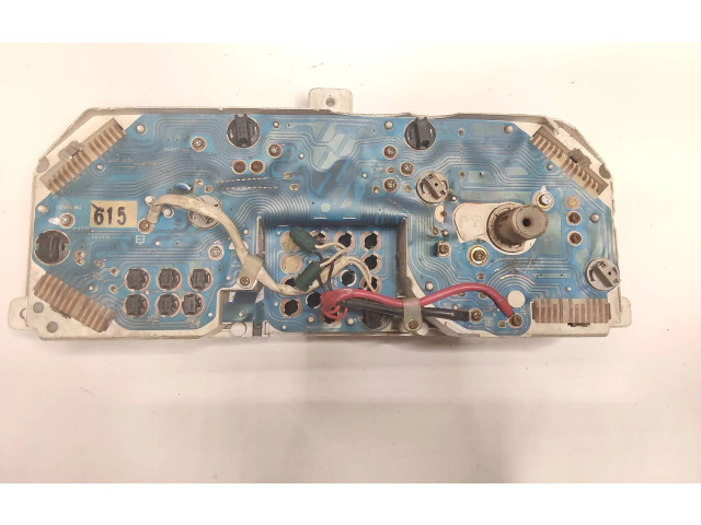 Přístrojová deska Mitsubishi Pajero 1996 0379, 376680