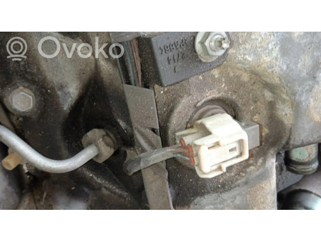 Vstřikovač 2367027020, 23670-27020   Toyota Corolla E120 E130  pro naftový motor 2.0  