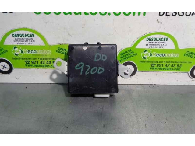 Блок управления 8943048040, 6151380000 Lexus RX XU10