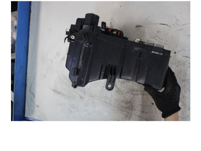 Блок предохранителей Subaru Forester SH