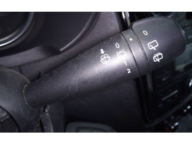 Ручка стеклоочистителей Dacia Lodgy