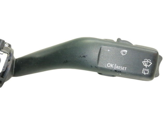 Ручка стеклоочистителей 1K0953519A Volkswagen Golf SportWagen