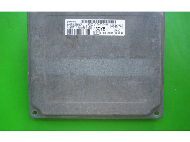 Блок управления двигателем Блок управления 9S61-12A650-BB, S120977301B   Ford Fusion