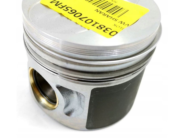  Поршень  038107065FM  Volkswagen Golf VII  