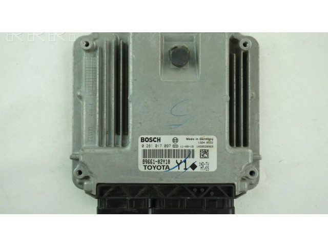 Řídící jednotka 8966102Y10, 0281017097 Toyota Auris 150 2011
