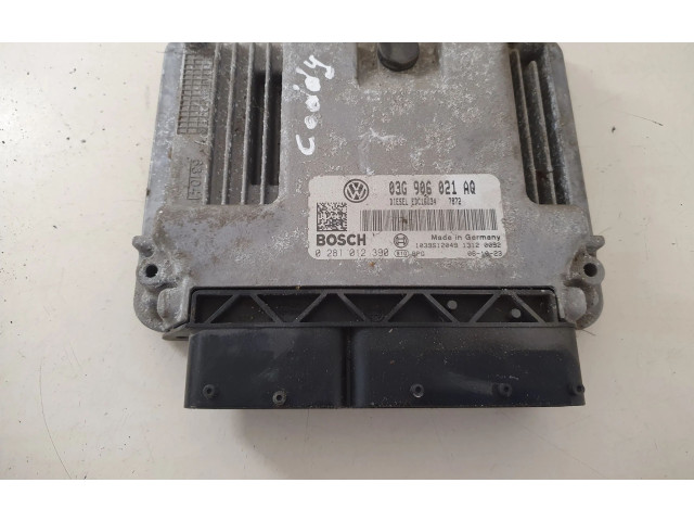 Řídící jednotka 03G906021AQ   Volkswagen Caddy 2007
