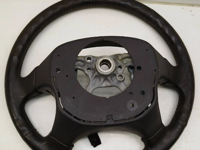 Volant Subaru Outback 1999