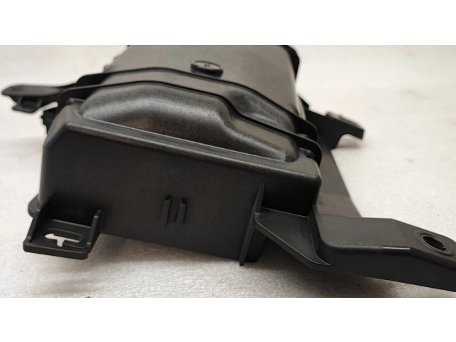 Pojistková skříňka Крышка ящика предохранителей 6991156 BMW 4 G22 G23 G24 G26 2021