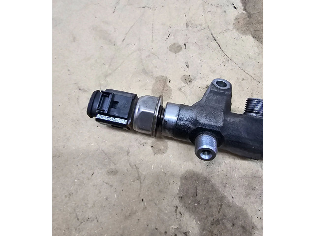 Vstřikovací lišta 03L130089J, 2700000366 Volkswagen Tiguan CFFB