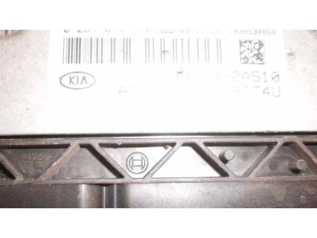 Интеркулер  INTERCOOLER   KIA Ceed 