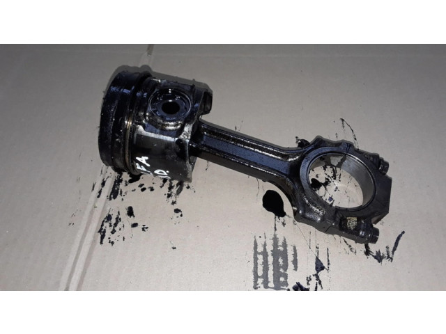 Píst Alfa Romeo 156 pro naftový motor 1.9