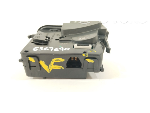 Ручка стеклоочистителей 88103009, 88103009199 Renault Clio III