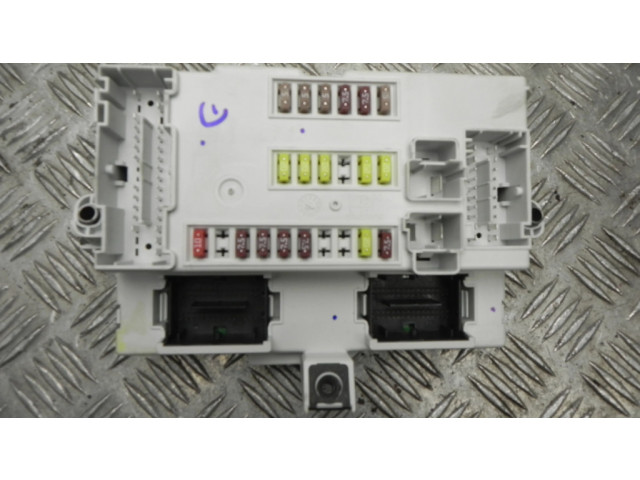 Блок предохранителей 50550347 Alfa Romeo Giulietta