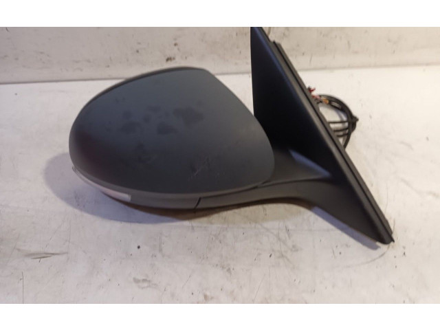 Зеркало электрическое Skoda Yeti (5L) 2009 - 2017 года