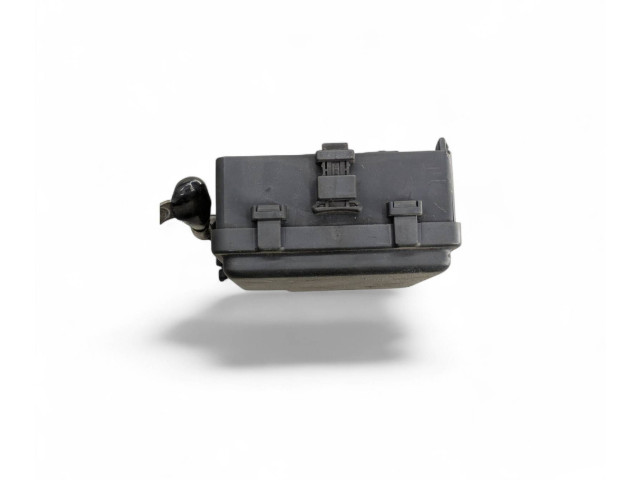 Блок предохранителей LNC2822BD Jaguar XJ X308