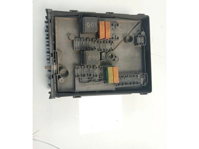 Блок предохранителей 1K0937125D, 1K0937125D   Skoda Yeti (5L)    