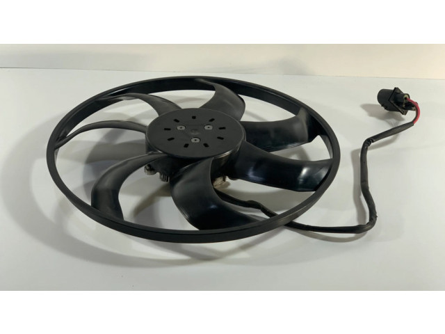 Вентилятор радиатора 5Q0121203AB Skoda Octavia Mk3 (5E) 1.6
