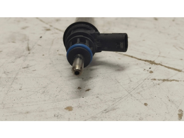 Vstřikovač A2780700687 Mercedes-Benz C AMG W205 pro benzínový motor 4.0